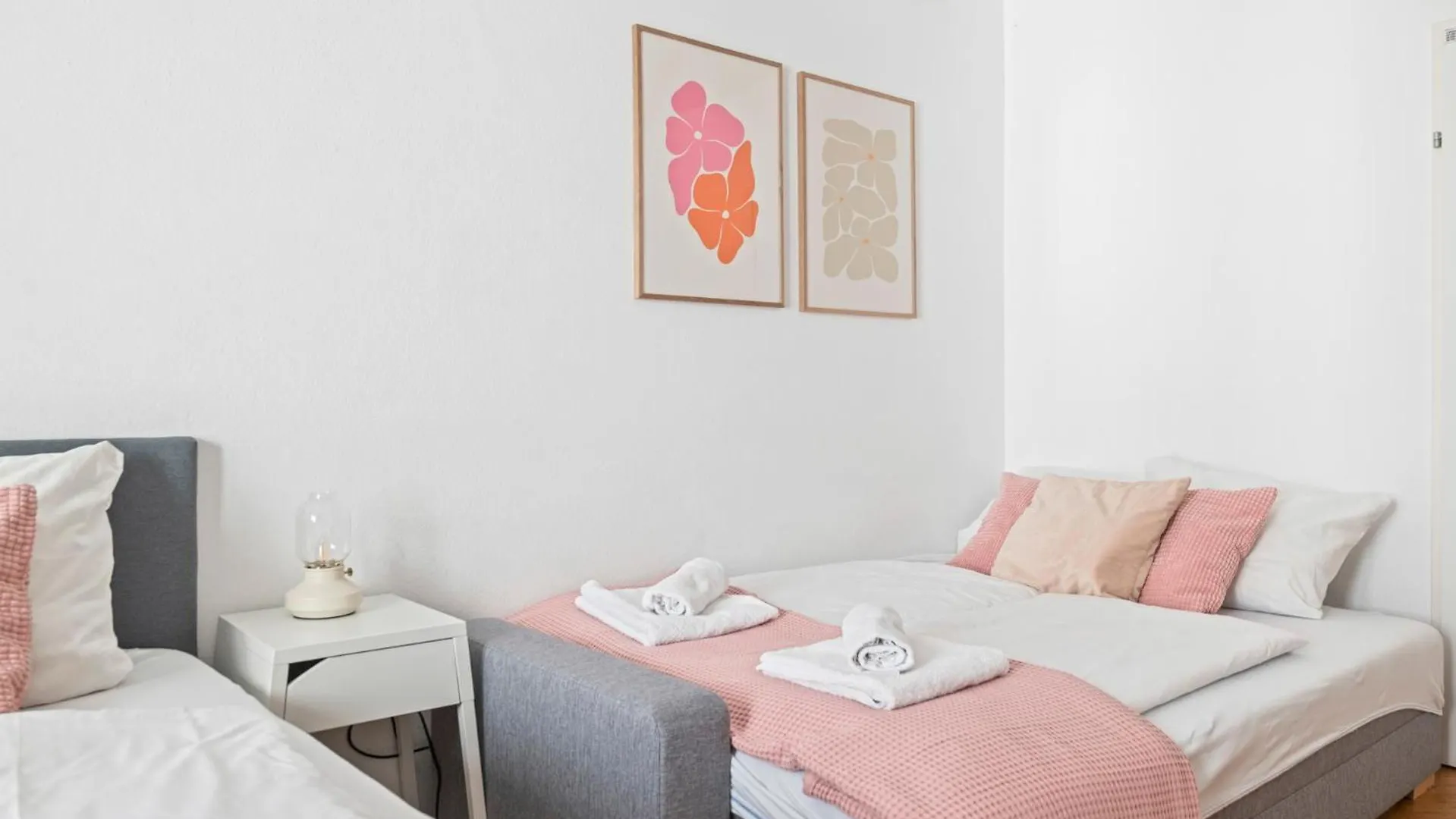 2 Bedroom City Apartment In Neubau, 6 Min To City Center Vienna Austria